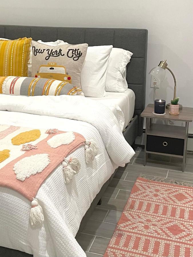 Modern Apartment With Parking & Quick Ride To Manhattan New York Eksteriør billede