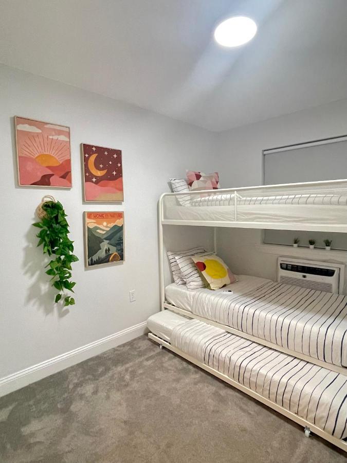 Modern Apartment With Parking & Quick Ride To Manhattan New York Eksteriør billede